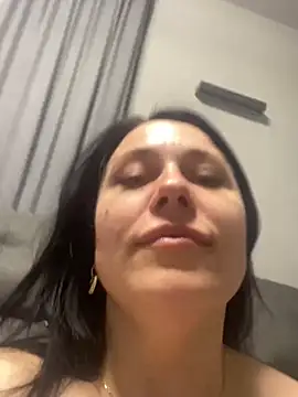 Snapshot of CuteNata chatting on February 17, 5:21 pm CuteNata online show from February 17, 5:21 pm