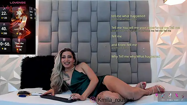 Snapshot of kamila_twink_sexy chatting on December 16, 12:15 am kamila twink sexy online show from December 16, 12:15 am