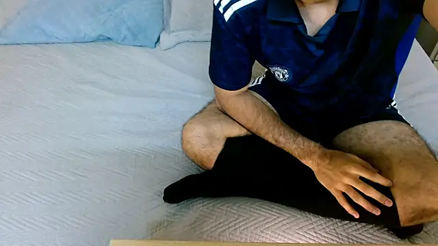 Snapshot of MilanZaire chatting on December 13, 8:25 pm MilanZaire online show from December 13, 8:25 pm