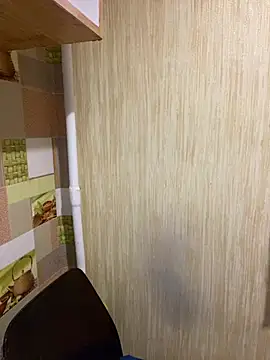 Snapshot of Karolina_llove chatting on December 22, 5:45 am Karolina llove online show from December 22, 5:45 am