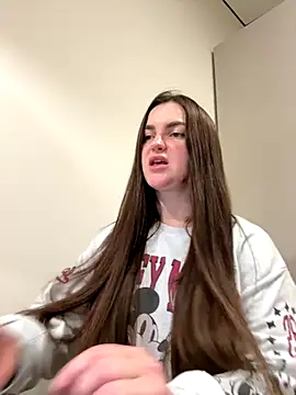 Snapshot of Karolina_llove chatting on November 29, 7:50 pm Karolina llove online show from November 29, 7:50 pm