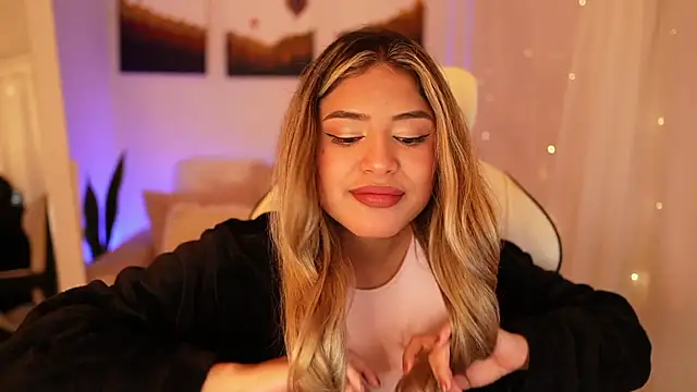 SaraParisi online show from December 28, 12:47 am