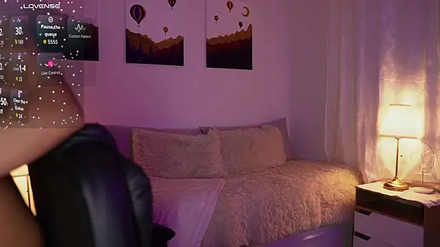 SaraParisi online show from October 10, 10:53 pm