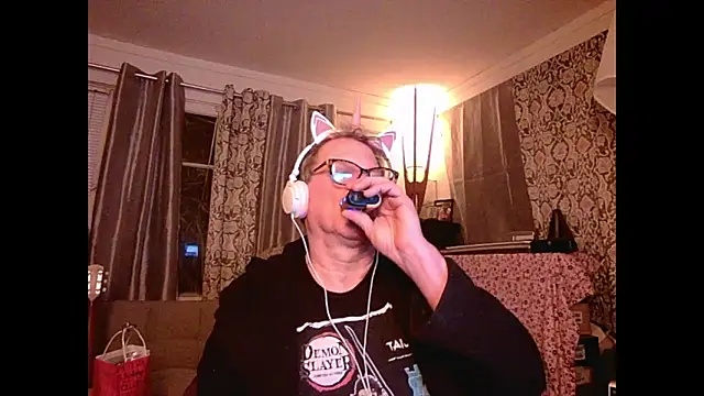 coryassman online show from January 3, 12:19 pm