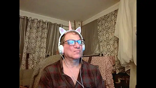 coryassman online show from February 11, 11:21 am