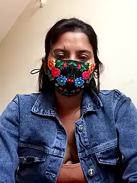 Snapshot of Cute_Nipa chatting on December 18, 5:48 am Cute Nipa online show from December 18, 5:48 am