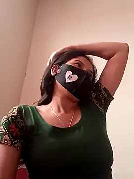 Snapshot of Cute_Nipa chatting on February 23, 6:17 am Cute Nipa online show from February 23, 6:17 am