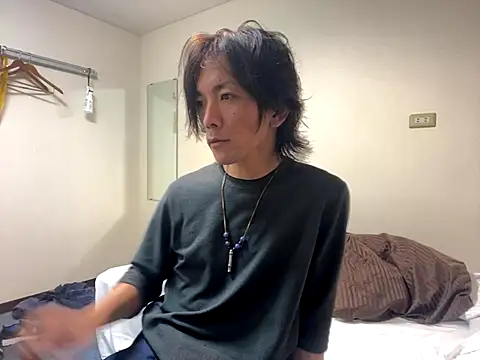 Snapshot of Katakuriko-Denpun chatting on November 6, 12:50 pm Katakuriko-Denpun online show from November 6, 12:50 pm