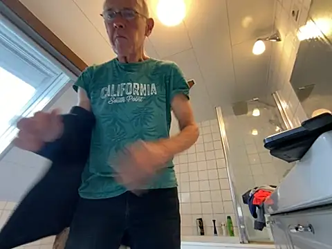 martxxxxx online show from September 18, 9:55 am