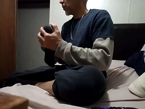 Xoc8  online show from November 3, 7:31 am