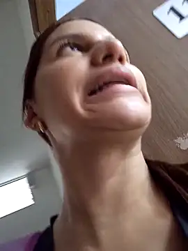 AnthonelaDuque online show from October 6, 11:40 am