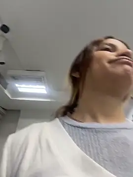 AnthonelaDuque online show from February 10, 11:36 am