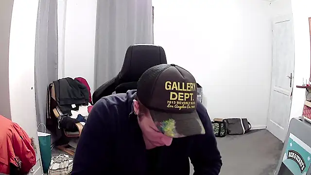 PKrisztian online show from April 19, 10:23 pm