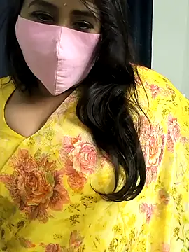 Snapshot of Selina_6 chatting on January 3, 5:31 pm Selina 6 online show from January 3, 5:31 pm