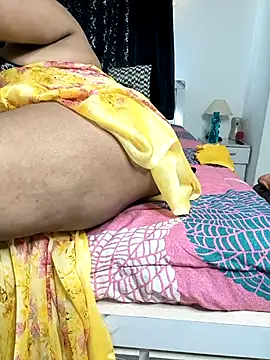 Snapshot of Selina_6 chatting on February 8, 7:26 am Selina 6 online show from February 8, 7:26 am