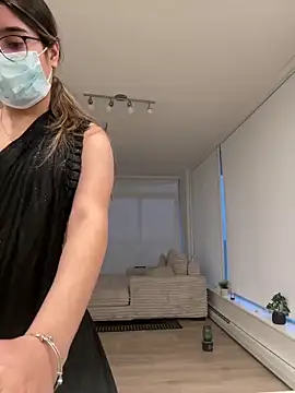 Snapshot of jAsMinE678 chatting on December 9, 12:23 am jAsMinE678 online show from December 9, 12:23 am