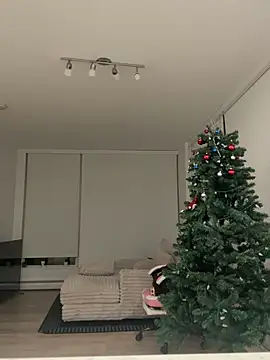 Snapshot of jAsMinE678 chatting on January 19, 5:37 am jAsMinE678 online show from January 19, 5:37 am