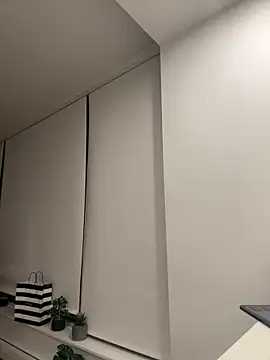 Snapshot of jAsMinE678 chatting on February 16, 3:47 am jAsMinE678 online show from February 16, 3:47 am