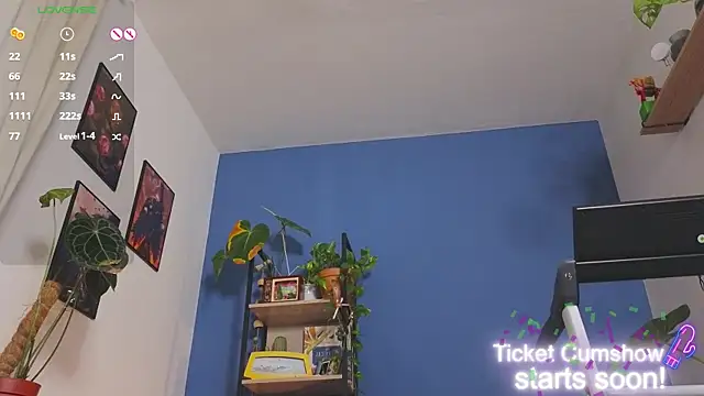 Snapshot of _lightmyfire chatting on January 25, 12:47 pm  lightmyfire online show from January 25, 12:47 pm