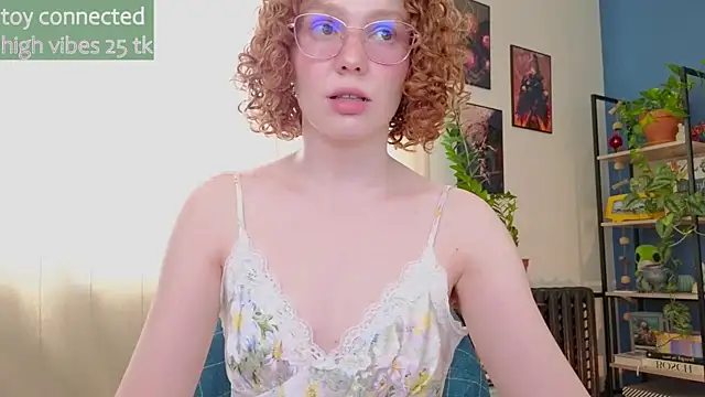 Snapshot of _lightmyfire chatting on February 12, 10:14 am  lightmyfire online show from February 12, 10:14 am