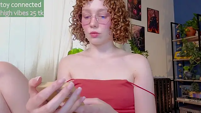 Snapshot of _lightmyfire chatting on February 13, 11:06 am  lightmyfire online show from February 13, 11:06 am