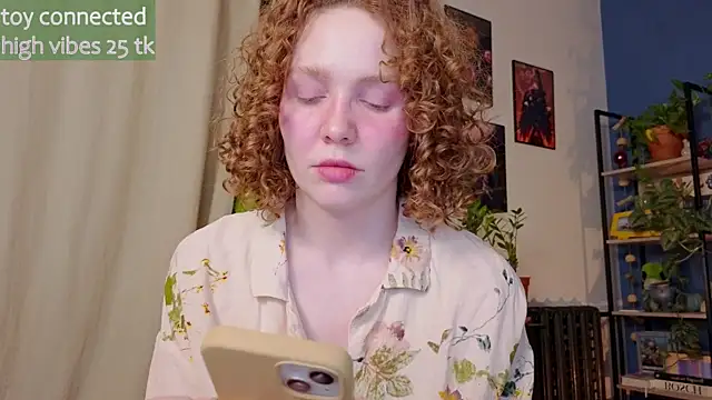 Snapshot of _lightmyfire chatting on February 15, 10:42 pm  lightmyfire online show from February 15, 10:42 pm