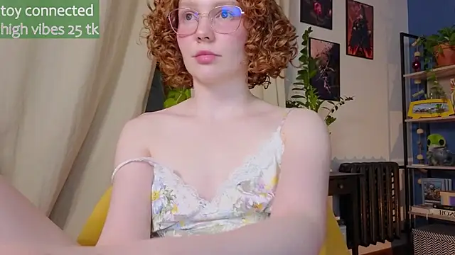 Snapshot of _lightmyfire chatting on March 5, 6:45 pm  lightmyfire online show from March 5, 6:45 pm