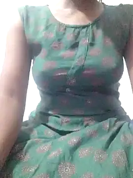 Snapshot of rituporna2004 chatting on January 4, 10:05 am rituporna2004 online show from January 4, 10:05 am