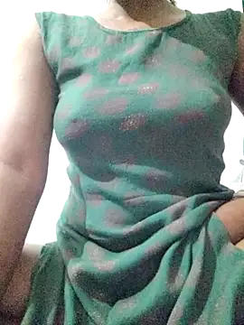 Snapshot of rituporna2004 chatting on November 23, 1:33 pm rituporna2004 online show from November 23, 1:33 pm