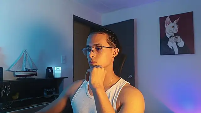 Snapshot of alejo_x3 chatting on November 2, 11:07 pm alejo x3 online show from November 2, 11:07 pm