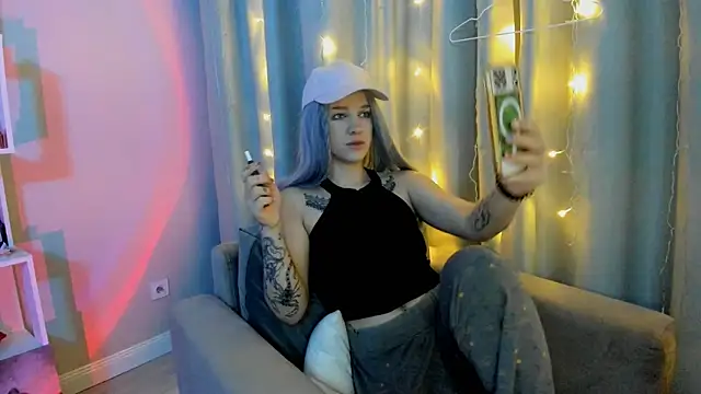 Ledy WWWII online show from January 15, 7:55 pm