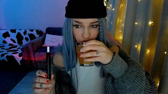 Ledy WWWII online show from January 31, 11:24 am