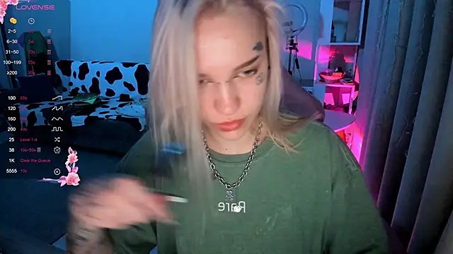 Ledy WWWII online show from March 22, 7:09 pm