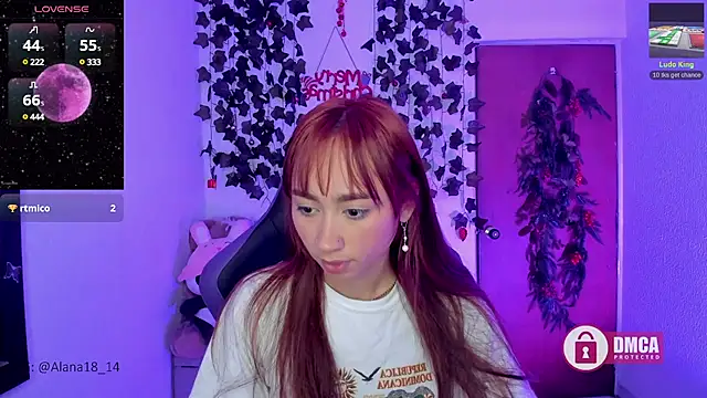 Snapshot of Alana_Pherson chatting on December 27, 3:53 am Alana Pherson online show from December 27, 3:53 am