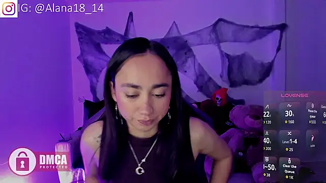 Snapshot of Alana_Pherson chatting on October 25, 8:55 am Alana Pherson online show from October 25, 8:55 am