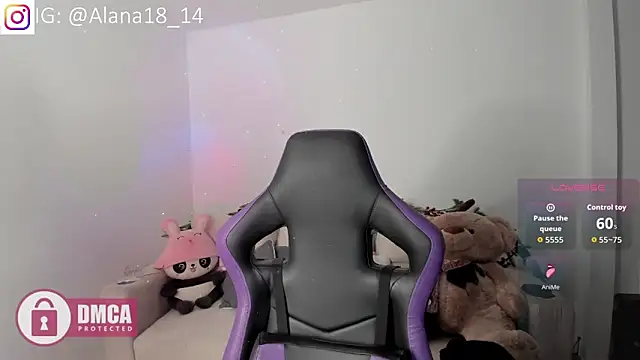 Snapshot of Alana_Pherson chatting on November 6, 1:17 am Alana Pherson online show from November 6, 1:17 am