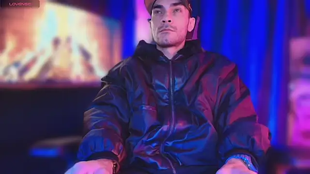 Snapshot of sexyboycolombi4 chatting on October 10, 8:57 am sexyboycolombi4 online show from October 10, 8:57 am