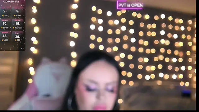 Snapshot of og_maddison chatting on February 14, 6:29 pm og maddison online show from February 14, 6:29 pm