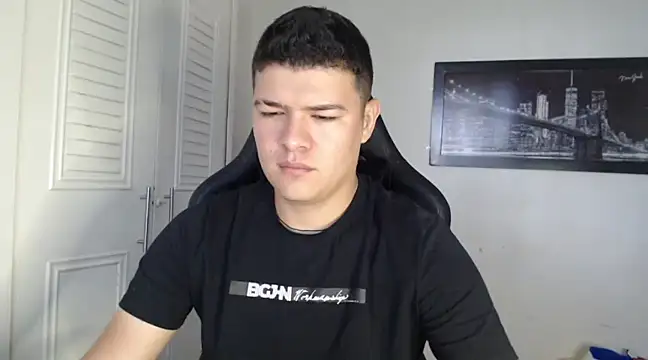 Snapshot of Plug_Control chatting on January 6, 2:14 pm Plug Control online show from January 6, 2:14 pm