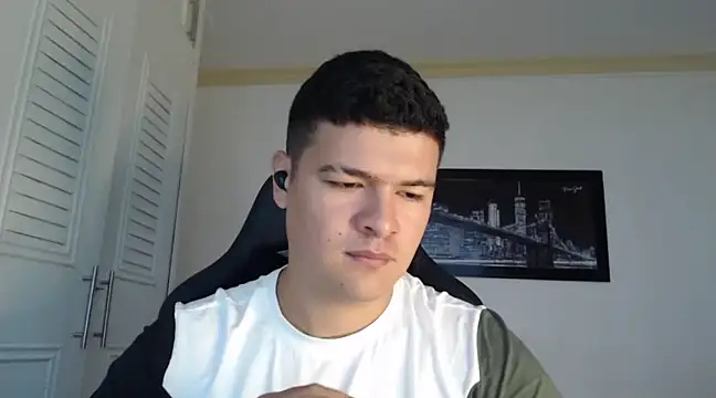 Snapshot of Plug_Control chatting on January 29, 1:07 pm Plug Control online show from January 29, 1:07 pm