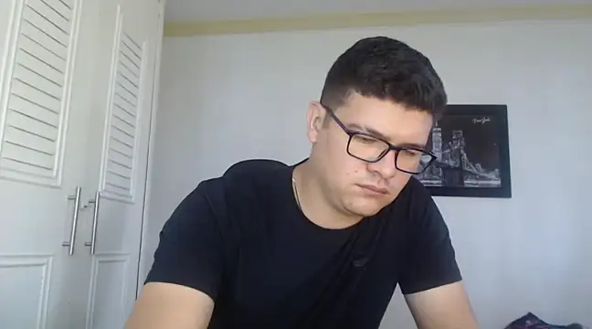 Snapshot of Plug_Control chatting on January 31, 2:07 pm Plug Control online show from January 31, 2:07 pm