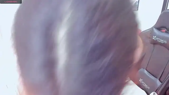 Amy joones online show from November 5, 1:00 pm