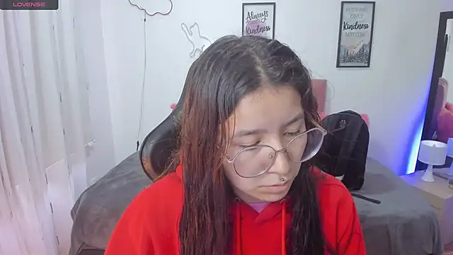 Amy joones online show from November 8, 12:38 pm