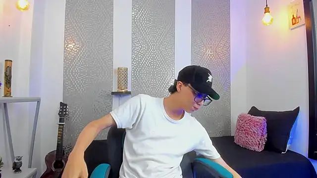 Nikolay Gregori online show from February 13, 7:35 am