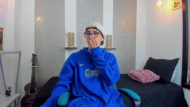 Nikolay Gregori online show from February 14, 4:15 am