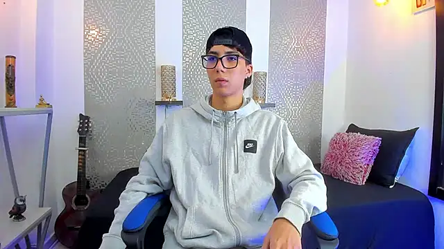 Nikolay Gregori online show from March 4, 3:55 am