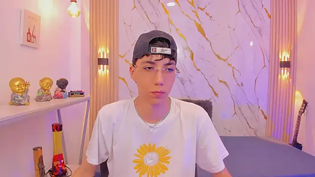 Nikolay Gregori online show from March 2, 5:08 am