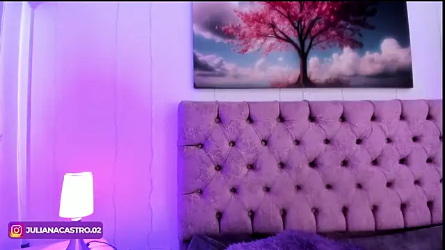 Snapshot of Julianaa_Castro_ chatting on February 25, 6:09 pm Julianaa Castro online show from February 25, 6:09 pm