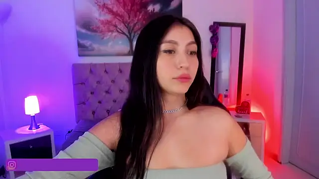 Snapshot of Julianaa_Castro_ chatting on March 4, 11:51 am Julianaa Castro online show from March 4, 11:51 am