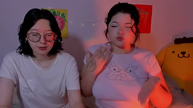 Snapshot of Gaby_Danna chatting on November 19, 1:49 am Gaby Danna online show from November 19, 1:49 am